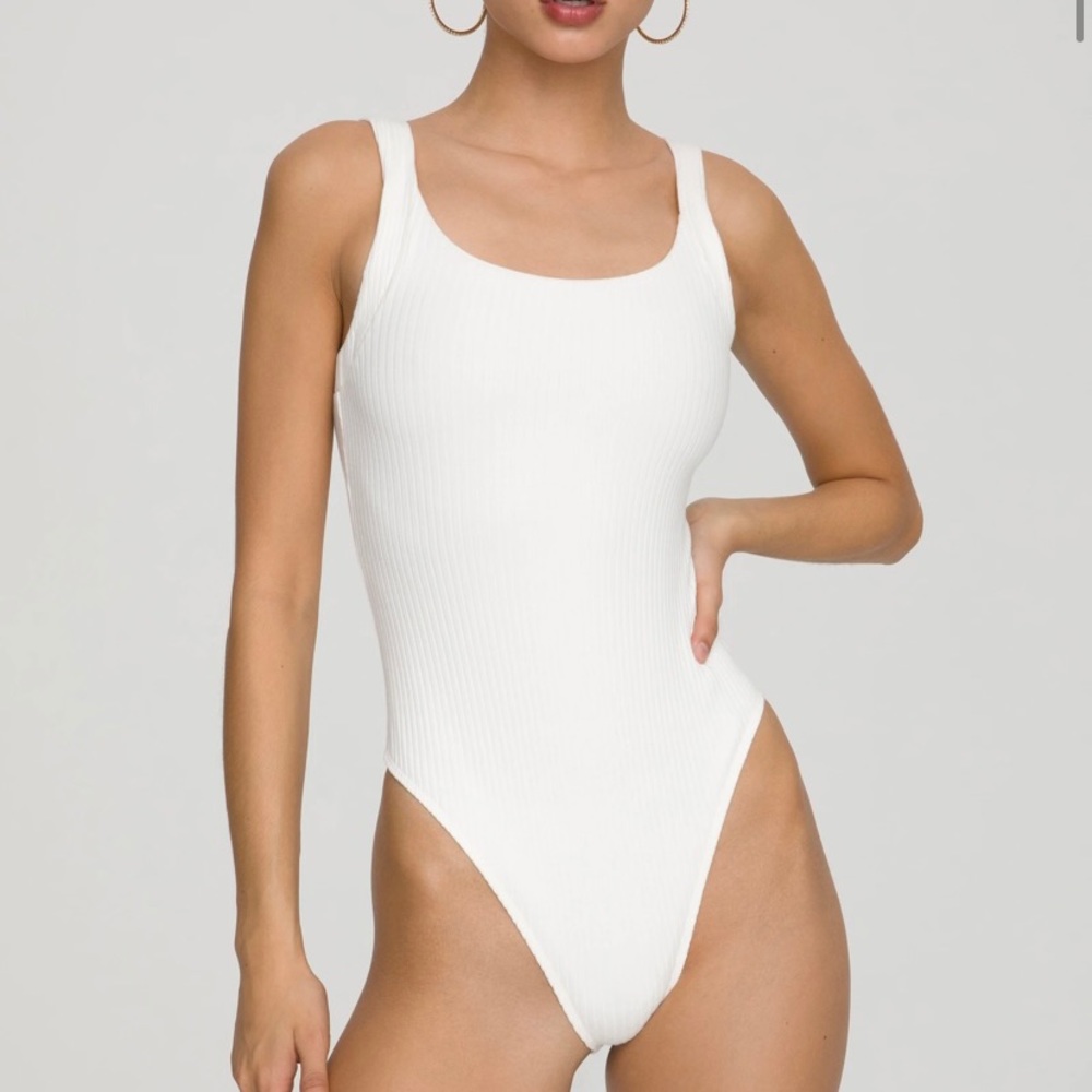 NWT Good American white thong bodysuit
